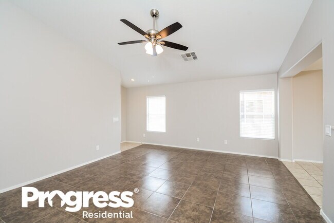 Building Photo - 10162 N 116th Ln