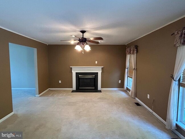 Building Photo - 13220 Willow Point Dr