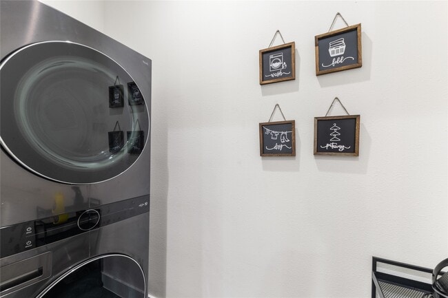 Building Photo - 4802 Angleton St