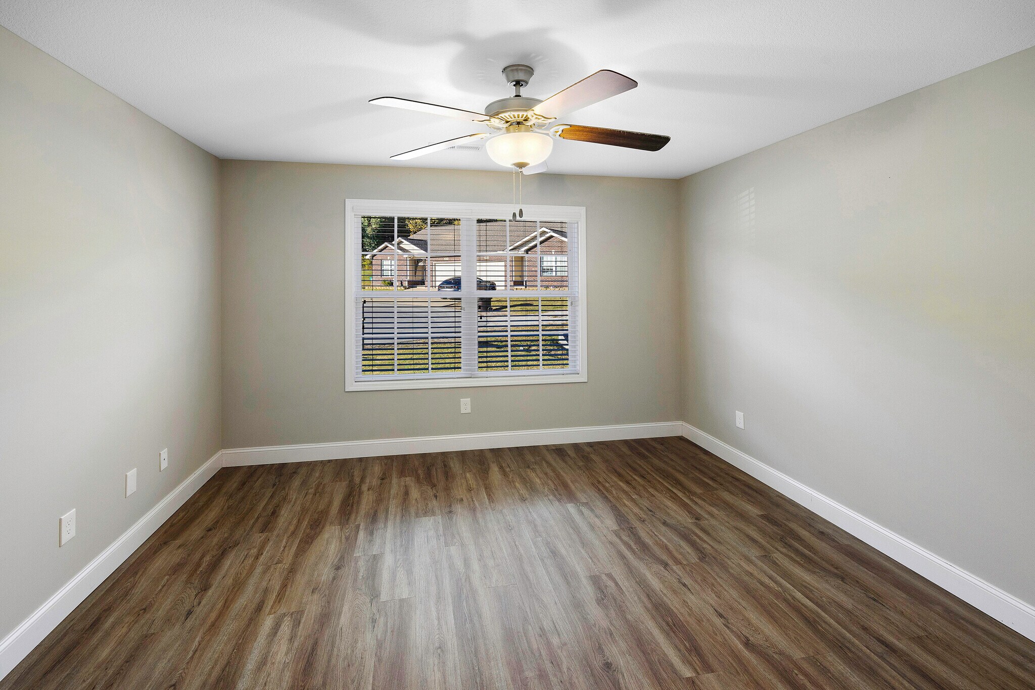 Building Photo - 5354 Dover Springs Way