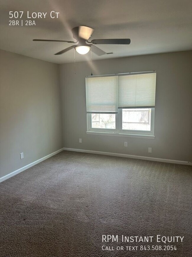 Building Photo - 507 Lory Ct