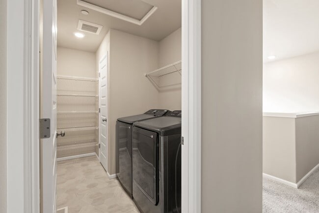 Building Photo - Beautiful 5Bd home in  Marysville