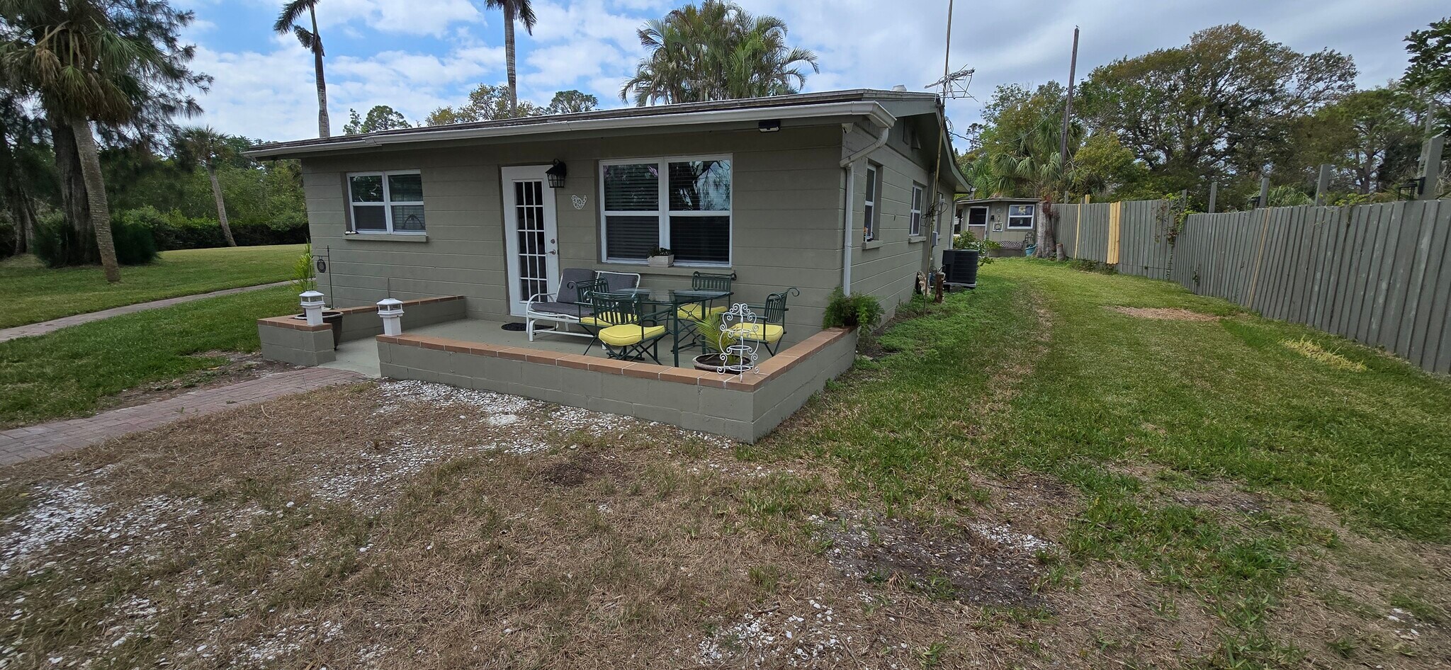 Building Photo - 2019 46th Street Ct E