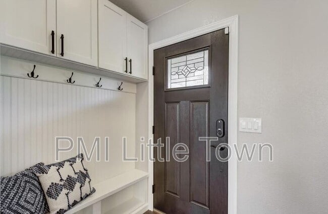 Building Photo - 16681 Martingale Dr