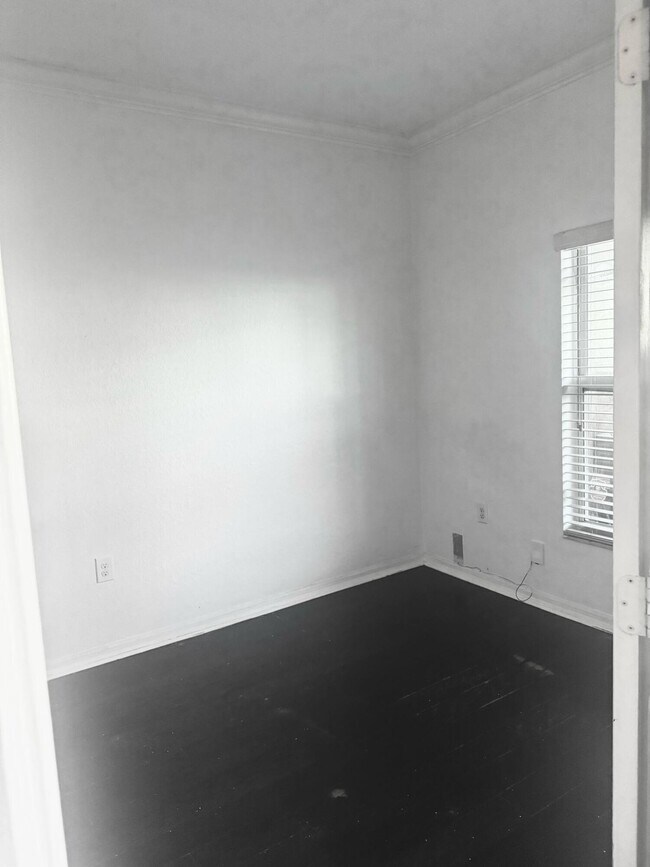 Building Photo - 103 Monterey Bay Dr