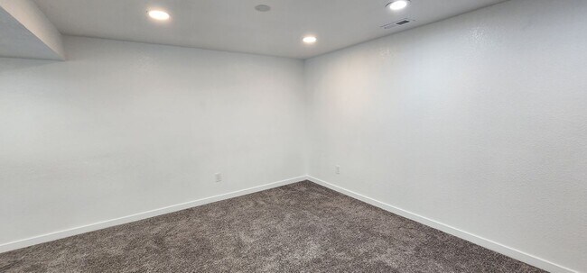 Building Photo - 3660 W 90th Ave