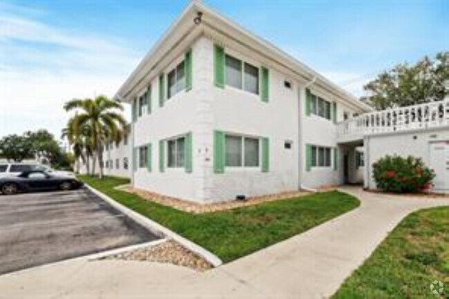 Building Photo - 1801 NE 62nd St