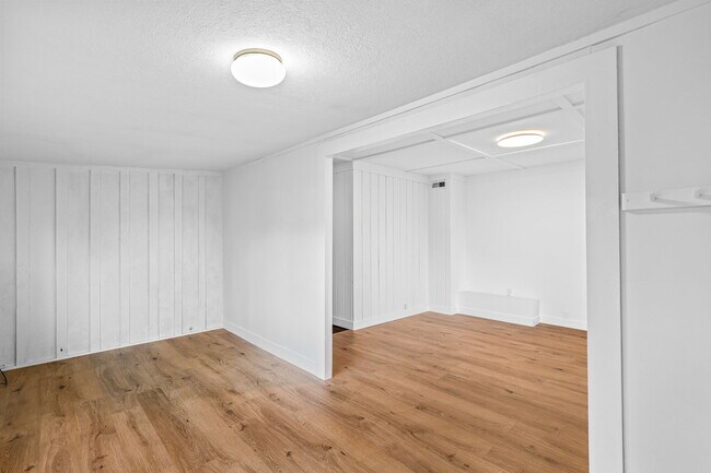Building Photo - 1640 Highland Ave