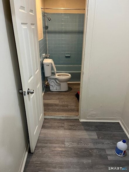 Building Photo - 800 Hallett St