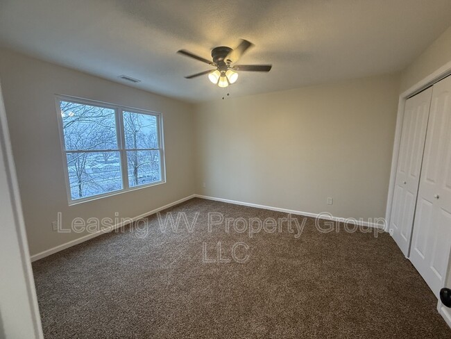Building Photo - 129 Christian Ct