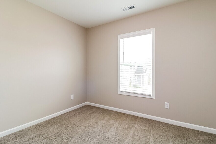 Building Photo - 52 Rosemary St