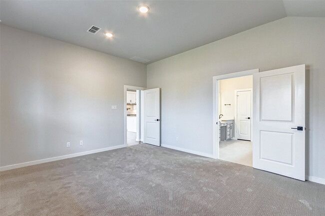 Building Photo - Timber Brook Drive, Sienna, TX 77459 - 3 BR 2 BA single-family home