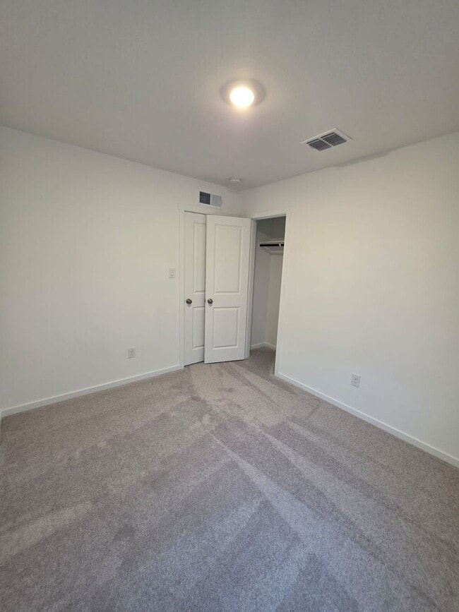 Building Photo - NEWLY BUILT 3 bedroom 2.5 Bath for RENT !!!