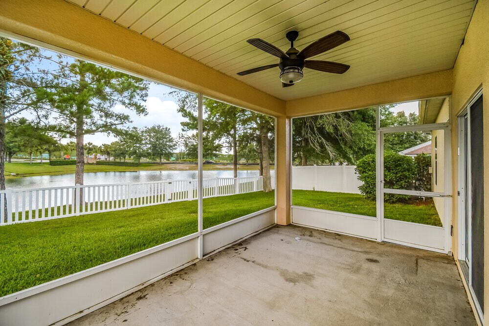 Building Photo - 2325 Creekfront Dr