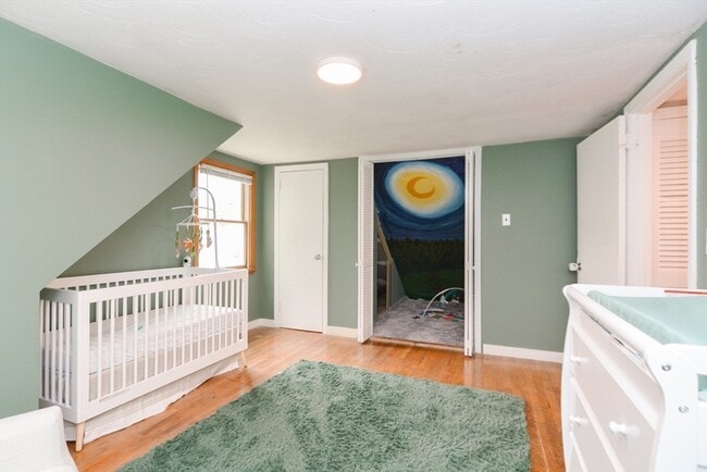 Building Photo - 8 Roberts Rd