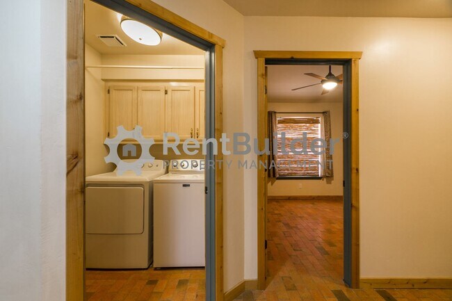 Building Photo - CALL US TODAY AT (505) 808-6467 TO SCHEDUL...
