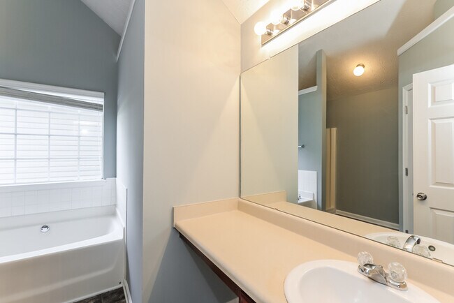 Building Photo - 11189 James Madison Dr