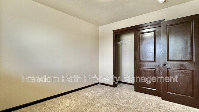 Building Photo - 13043 N Zodiac Loop