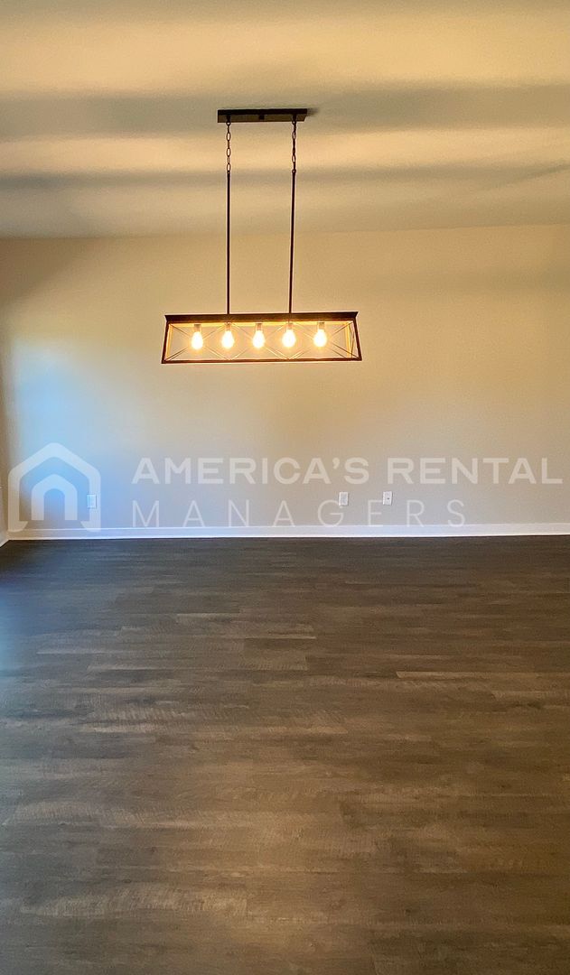 Building Photo - Home for Rent in Weaver AL...COMING SOON!