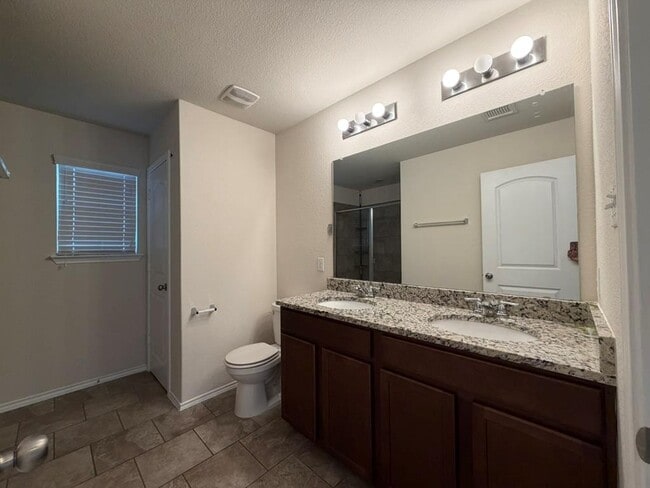 Building Photo - 2601 Chandler Creek Blvd