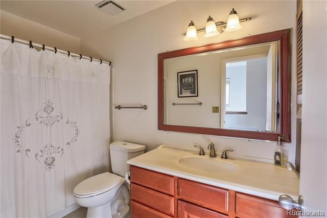 Building Photo - 1494 S Salem Way