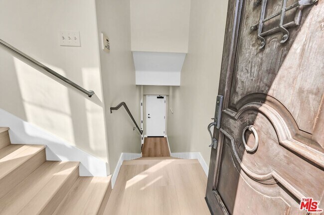 Building Photo - 3833 Huron Ave