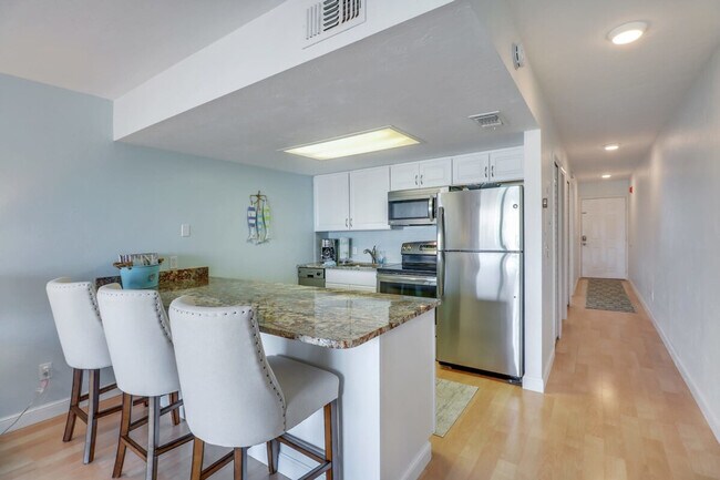 Building Photo - 260 Southbay Dr