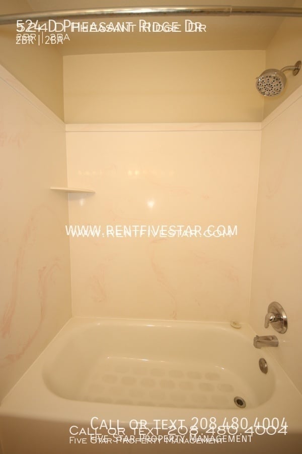 Building Photo - 524 D Pheasant Ridge Dr