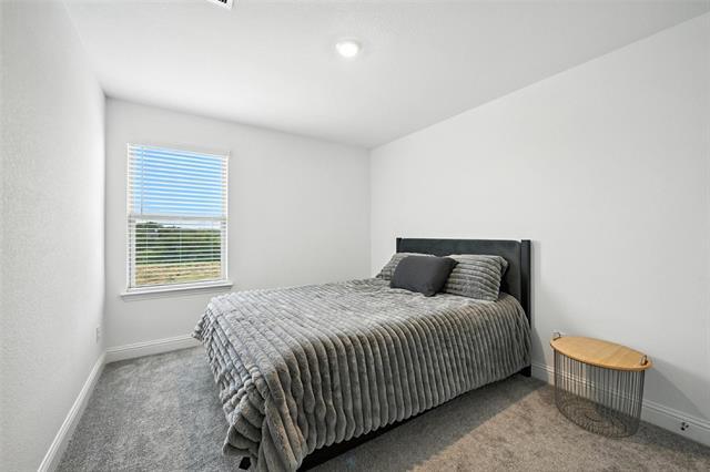 Building Photo - 447 Holly Rd