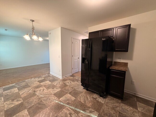 Building Photo - Available Now – Spacious 4BR Home on 1.5 Acres in Rural Hall!