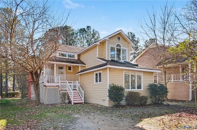 Building Photo - Convenient Midlothian Lucks Lane area on the water!