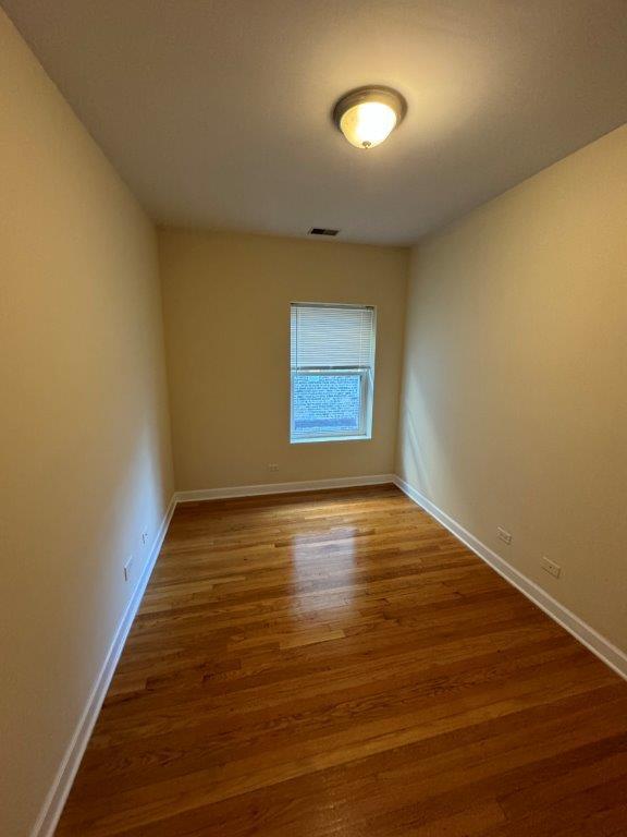 Building Photo - 1330 W Estes Ave