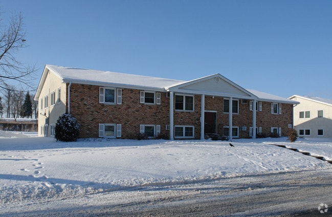 Primary Photo - 2931 Verndale Ave