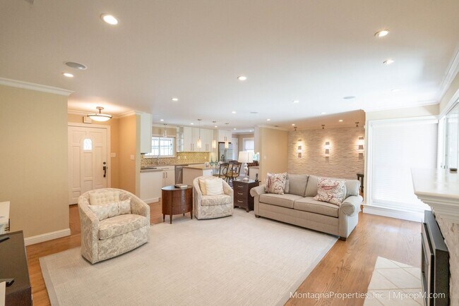 Building Photo - Remodeled single story Willow Glen home wi...
