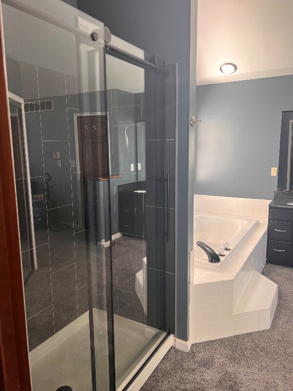 Building Photo - 2235 Forest Pond Dr