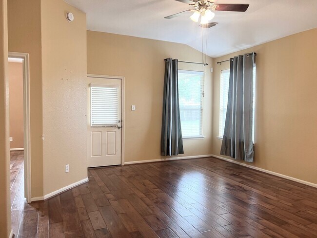 Building Photo - 6302 Richland Hills Dr