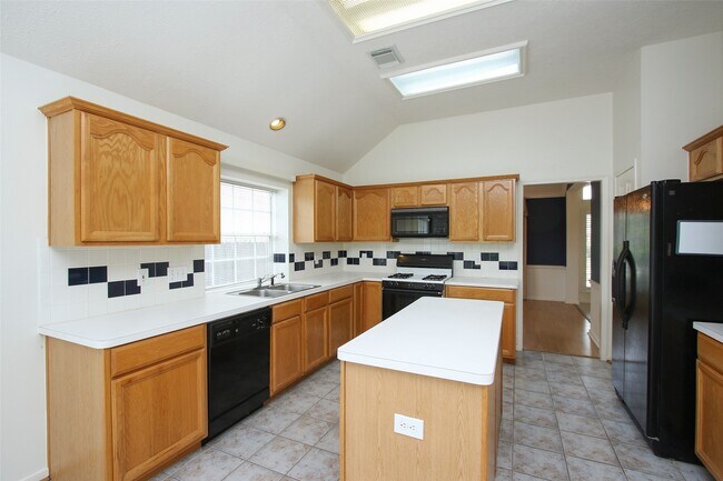 Building Photo - 9822 Therrell Dr