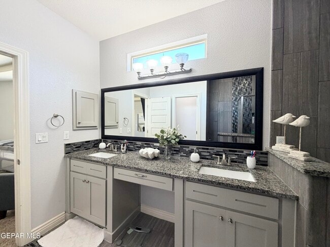 Building Photo - 1180 Spofford Pl