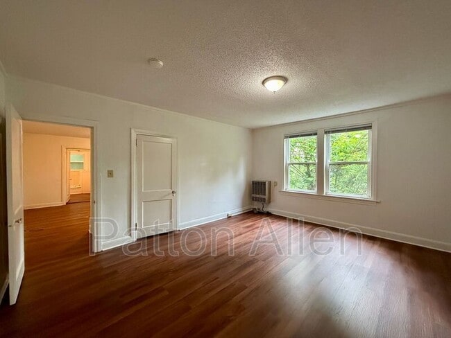 Building Photo - 37 Skyview Pl