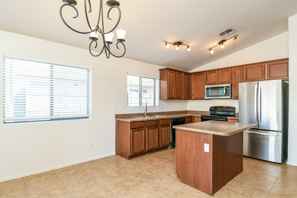Building Photo - 1674 W Corriente Dr