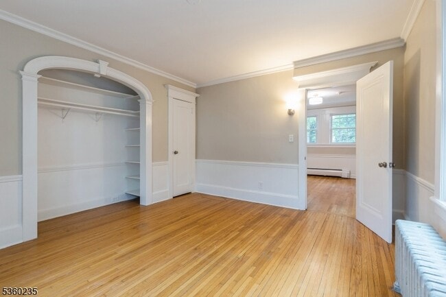 Building Photo - 25 Jardine Rd