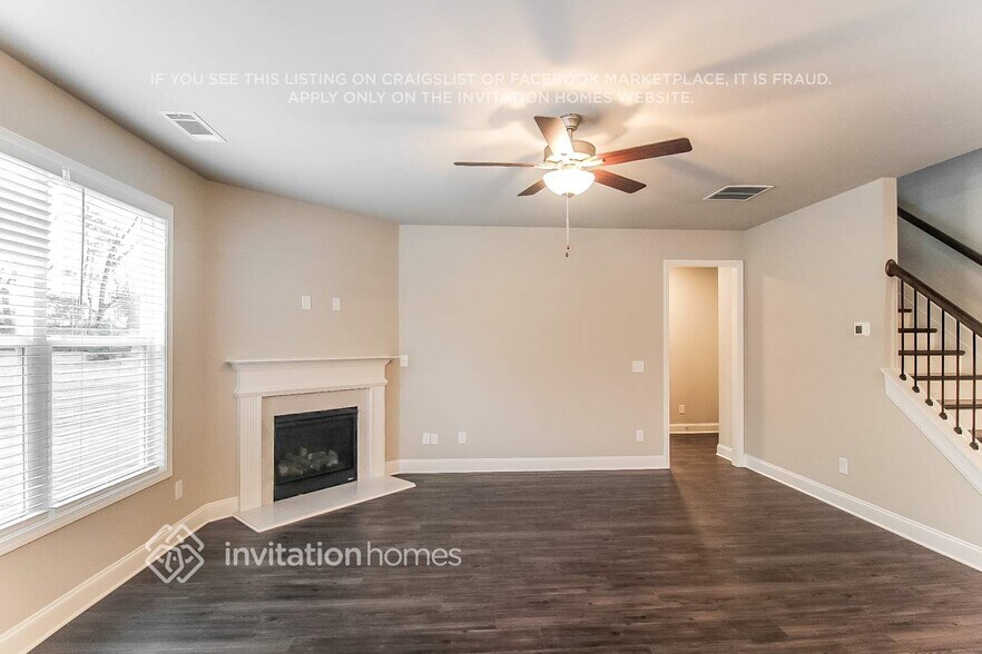 Building Photo - 3307 BRYANT Mdw Cir