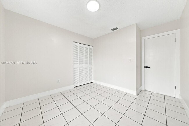 Building Photo - 20117 SW 88th Ct