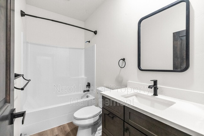 Building Photo - 1530 Trumble Creek Rd