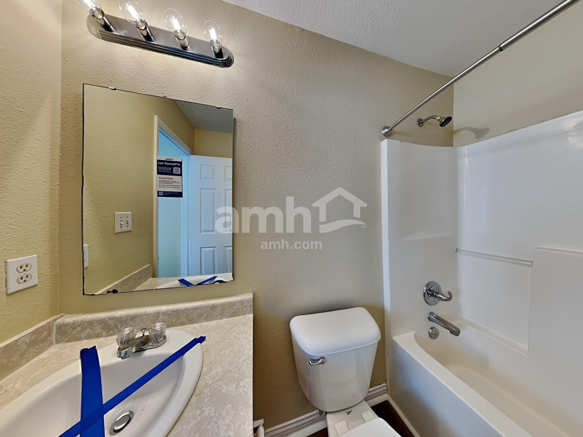 Building Photo - 11534 planewood Ct