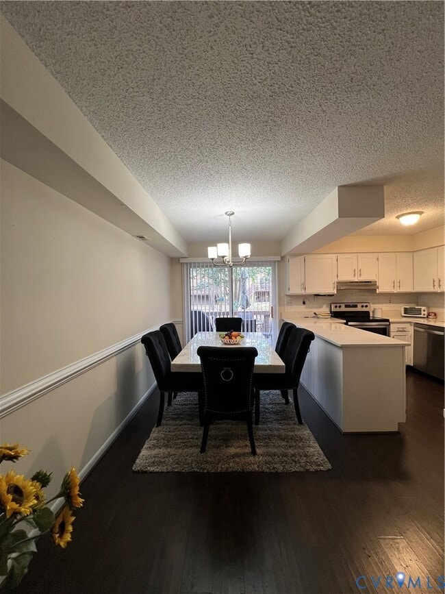 Building Photo - 2005 Rocky Creek Ln