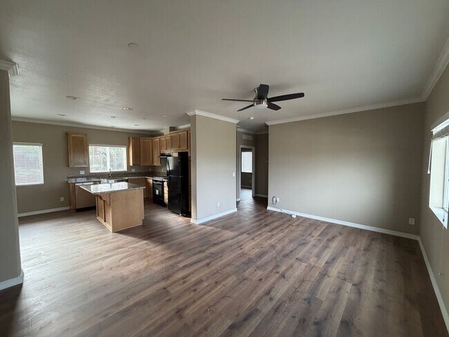 Building Photo - 40530 Calle Cancion