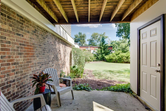 Building Photo - 940 Gale Ln