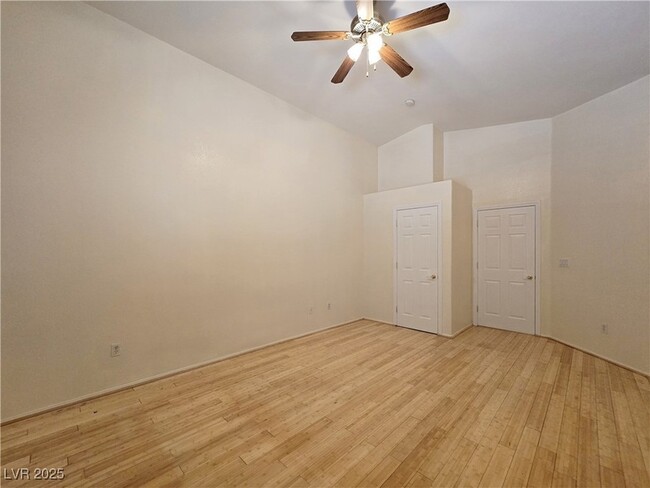 Building Photo - 9726 Tomorrow Ct