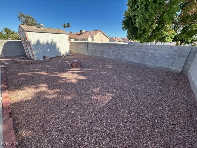 Building Photo - 625 Carlos Julio Ave